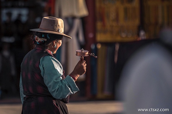 拉薩旅游攻略費(fèi)用多少