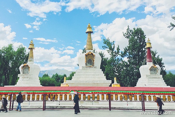 拉薩神馬旅行社